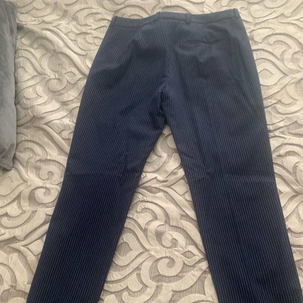 Hugo boss women size 4 blue pinstriped pants